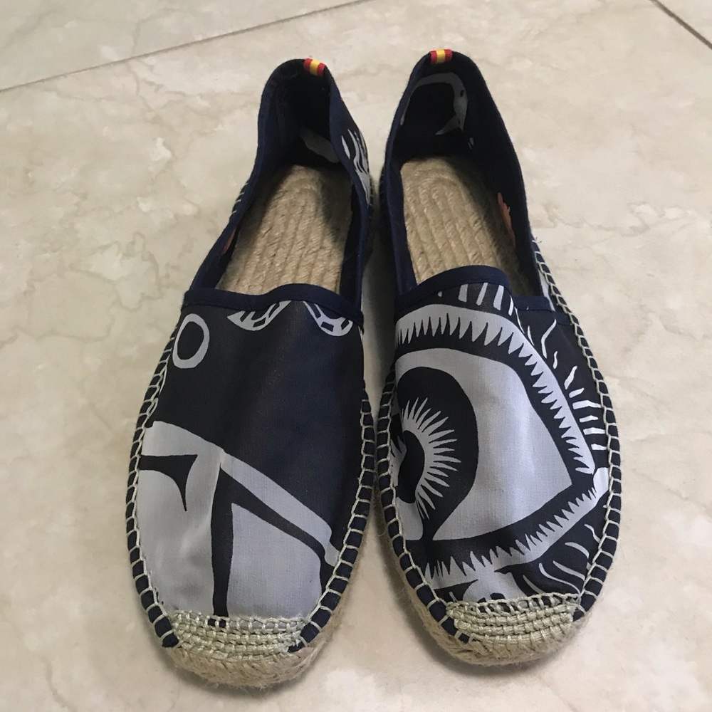 Unworn Alexander McQueen Respoke!!